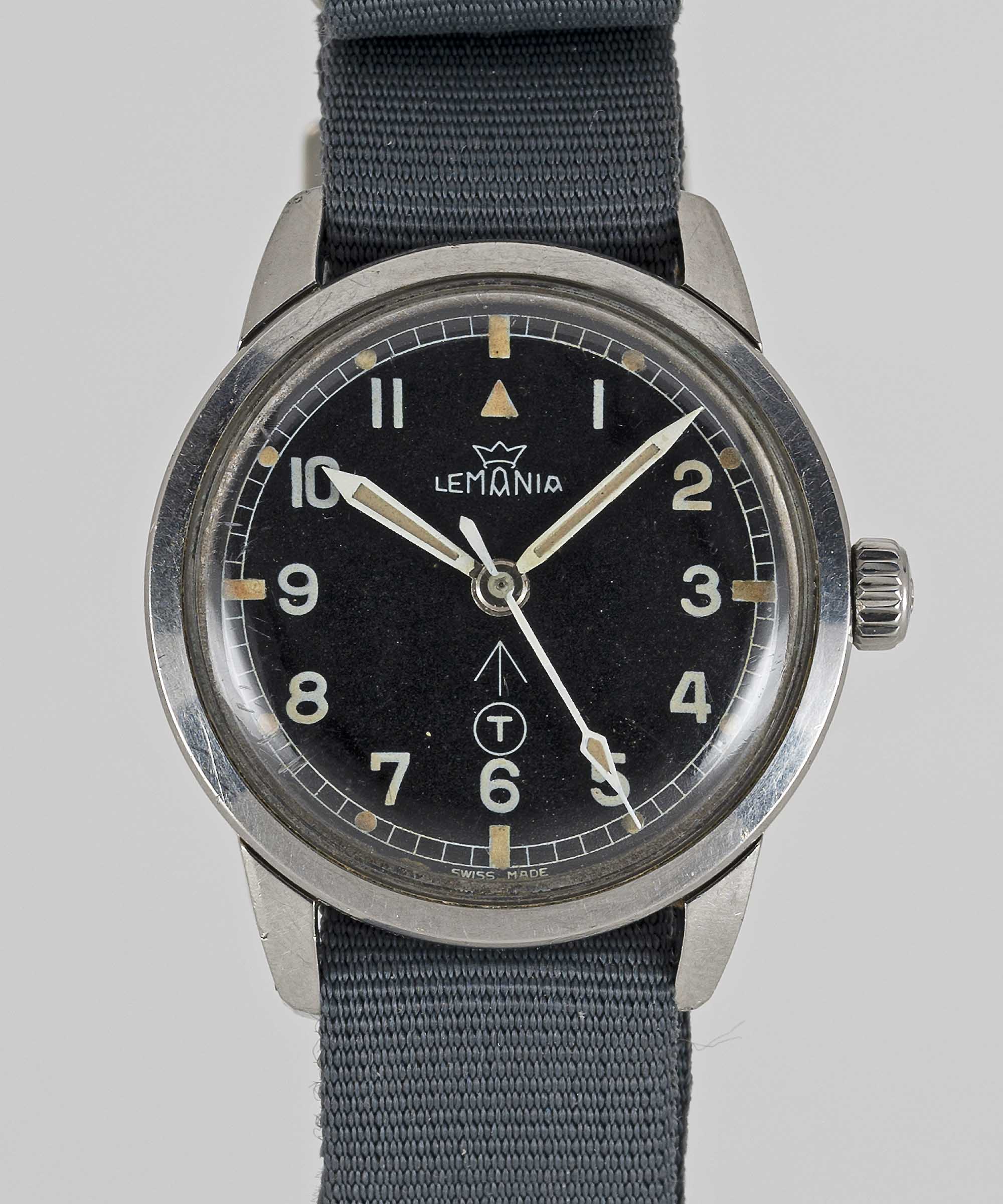 A RARE GENTLEMAN'S STAINLESS STEEL BRITISH MILITARY ROYAL NAVY LEMANIA WRIST WATCH DATED 1965, - Image 3 of 10