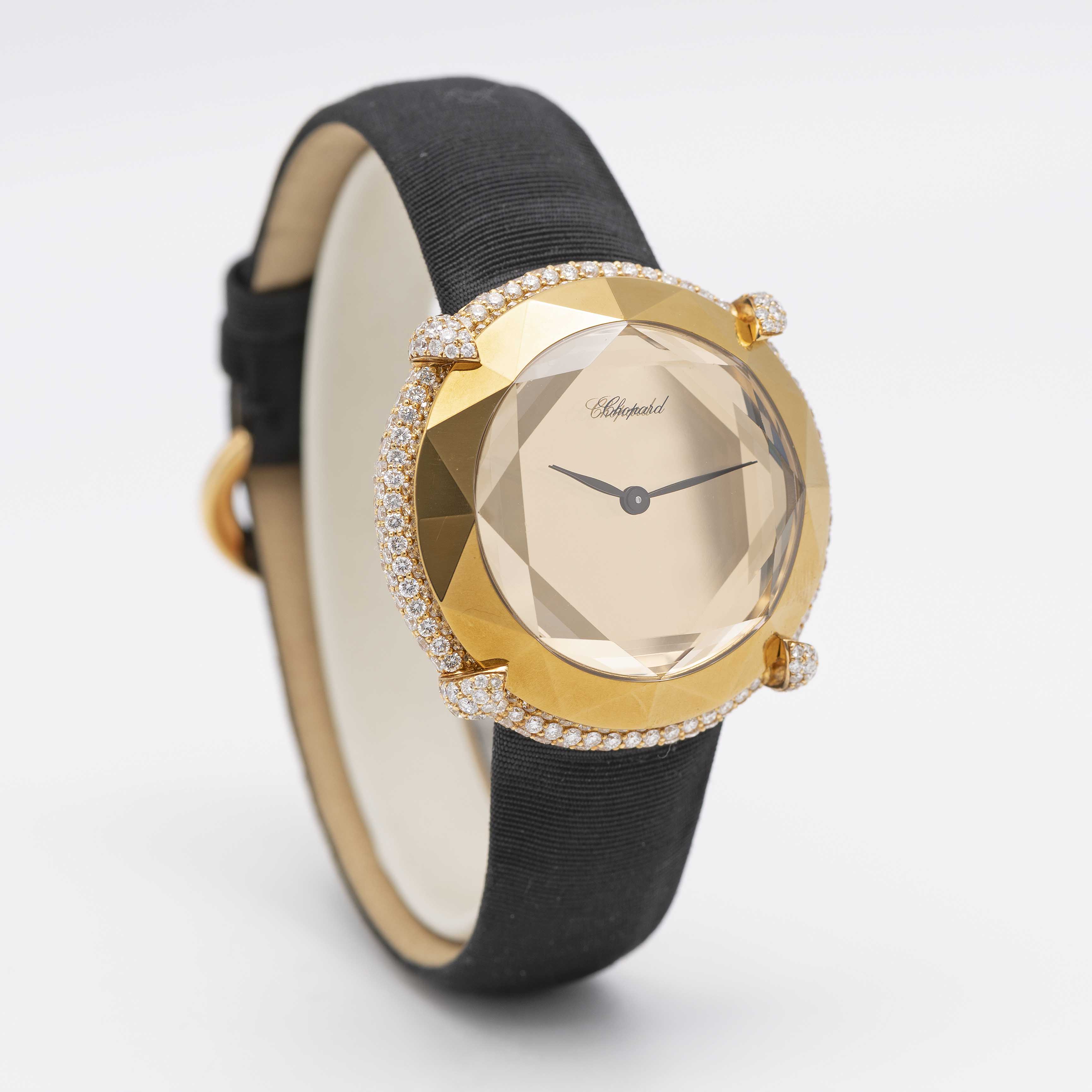 A FINE LADIES 18K SOLID YELLOW GOLD, DIAMOND & CHROME CHOPARD 'GOLDEN DIAMONDS' WRIST WATCH CIRCA - Image 4 of 9