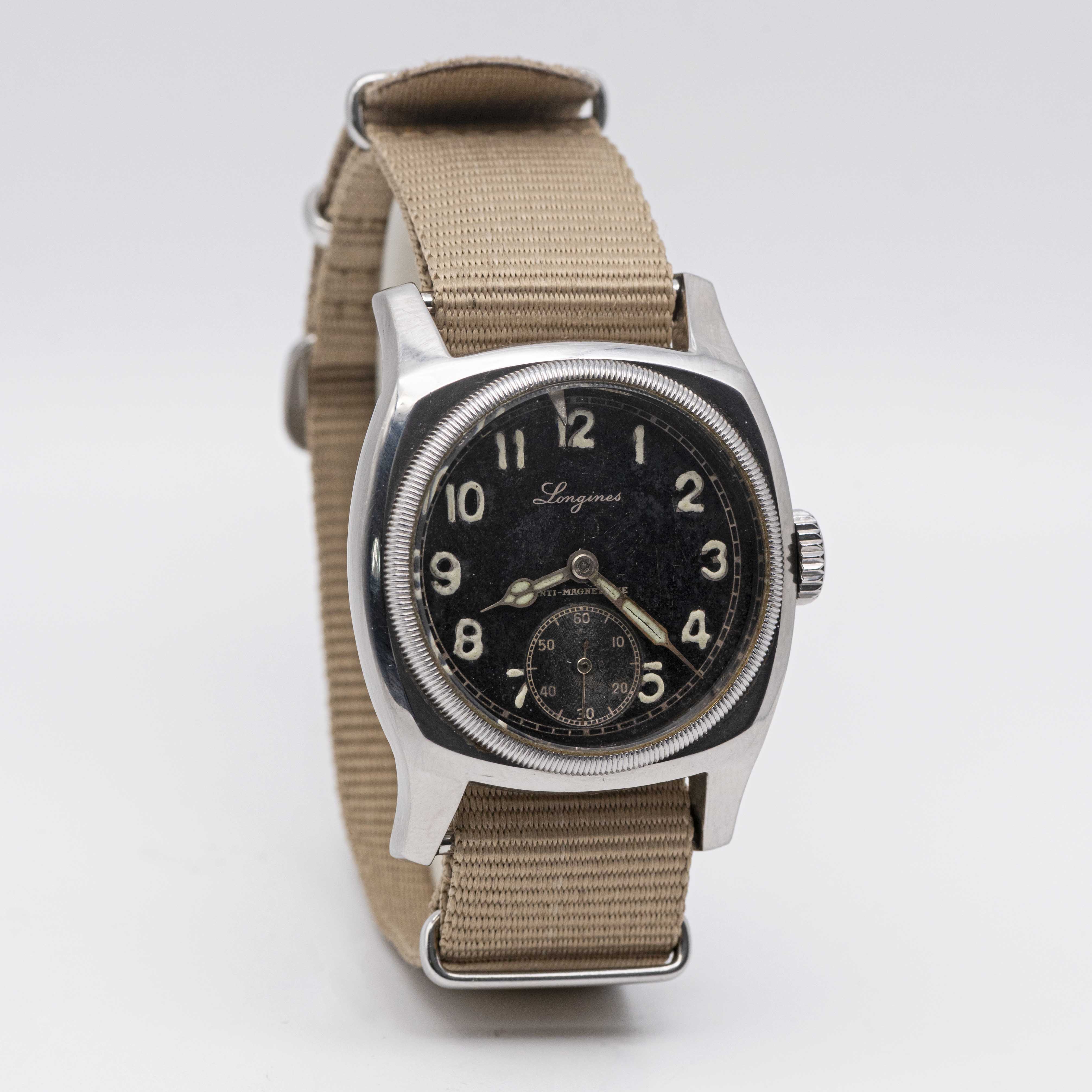 A GENTLEMAN'S STAINLESS STEEL CZECH MILITARY AIR FORCE LONGINES PILOTS WRIST WATCH CIRCA 1947 - Image 4 of 9