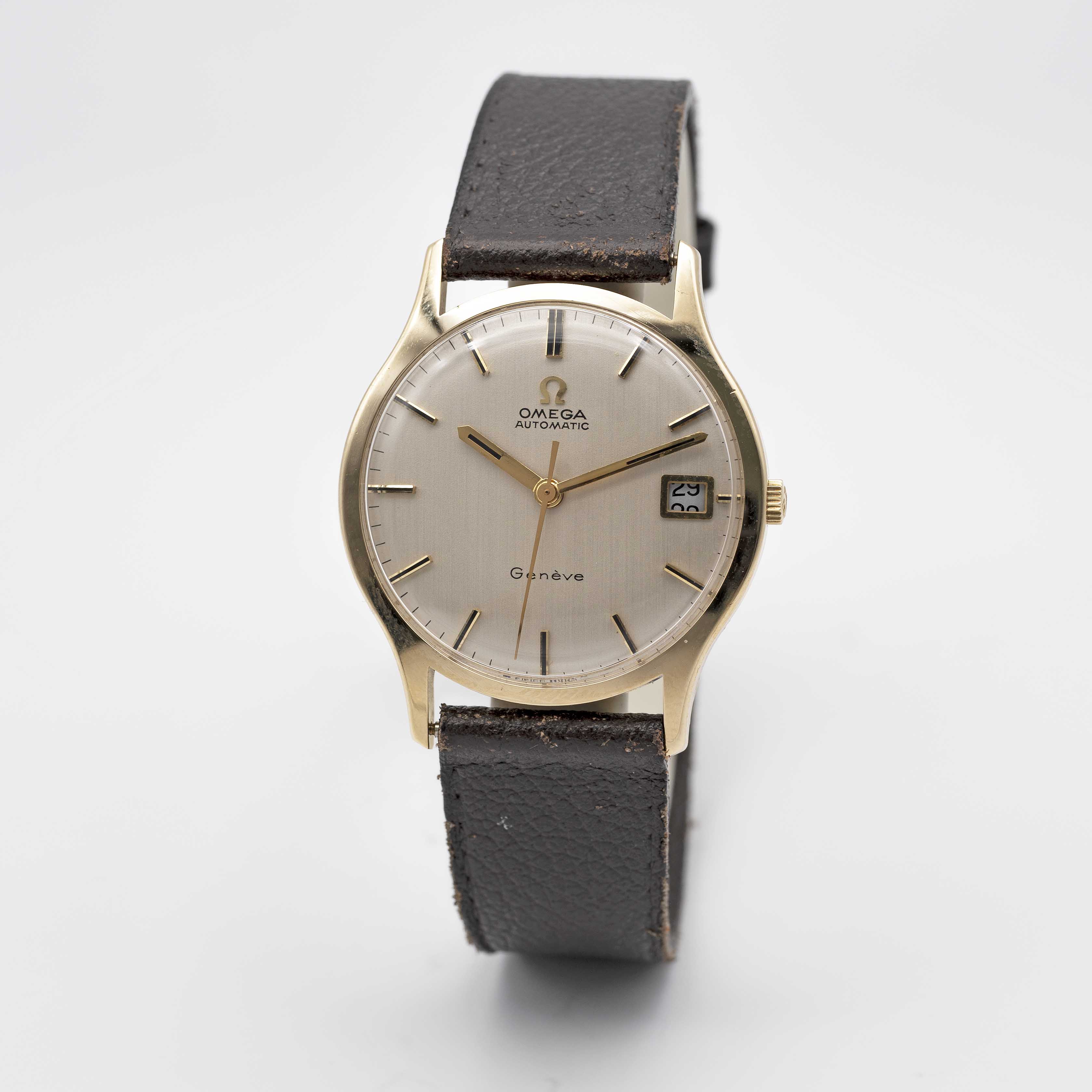 A GENTLEMAN'S 9CT SOLID GOLD OMEGA GENEVE DATE AUTOMATIC WRIST WATCH CIRCA 1971 Movement: 24J, - Image 2 of 9