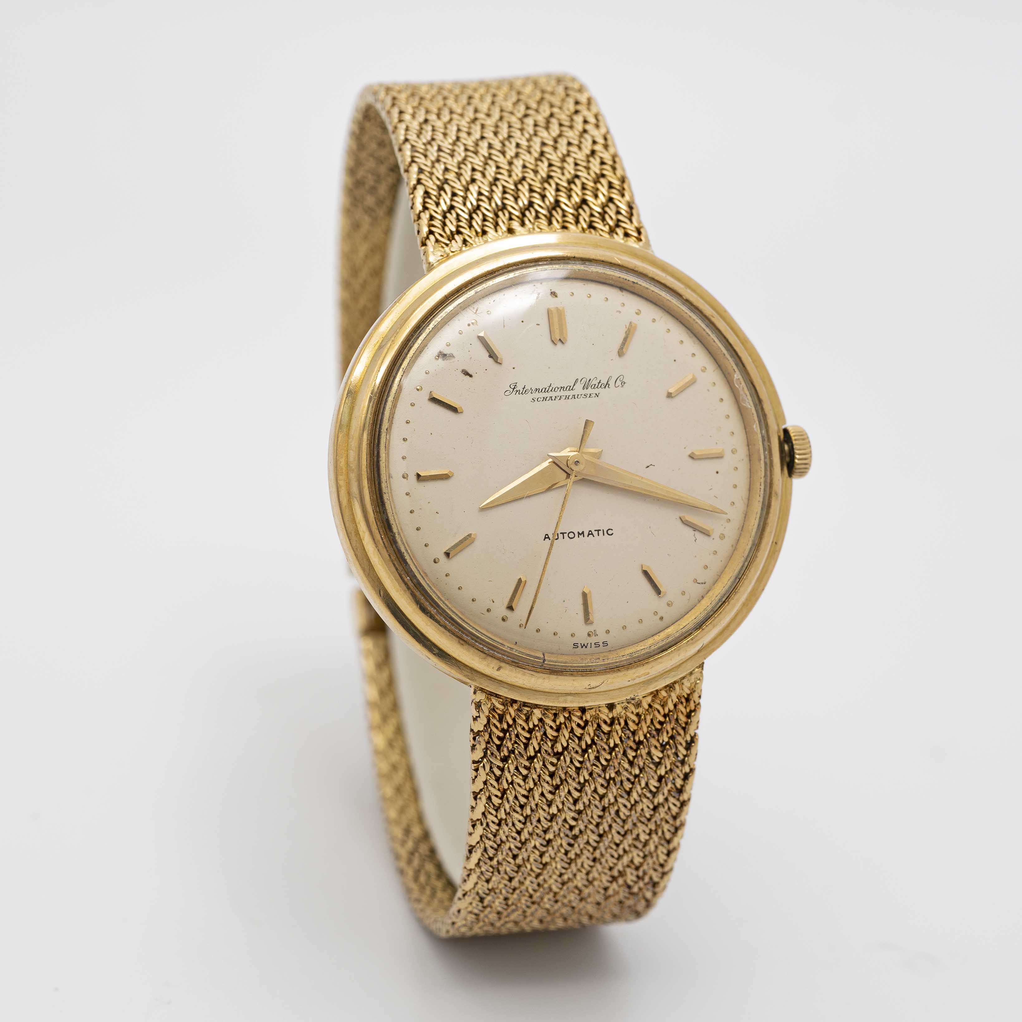 A GENTLEMAN'S 18K SOLID YELLOW GOLD IWC AUTOMATIC BRACELET WATCH CIRCA 1970s Movement: 21J, - Image 4 of 9