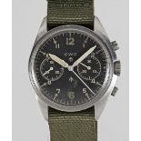 A GENTLEMAN'S STAINLESS STEEL BRITISH MILITARY CWC RAF PILOTS CHRONOGRAPH WRIST WATCH DATED 1974,