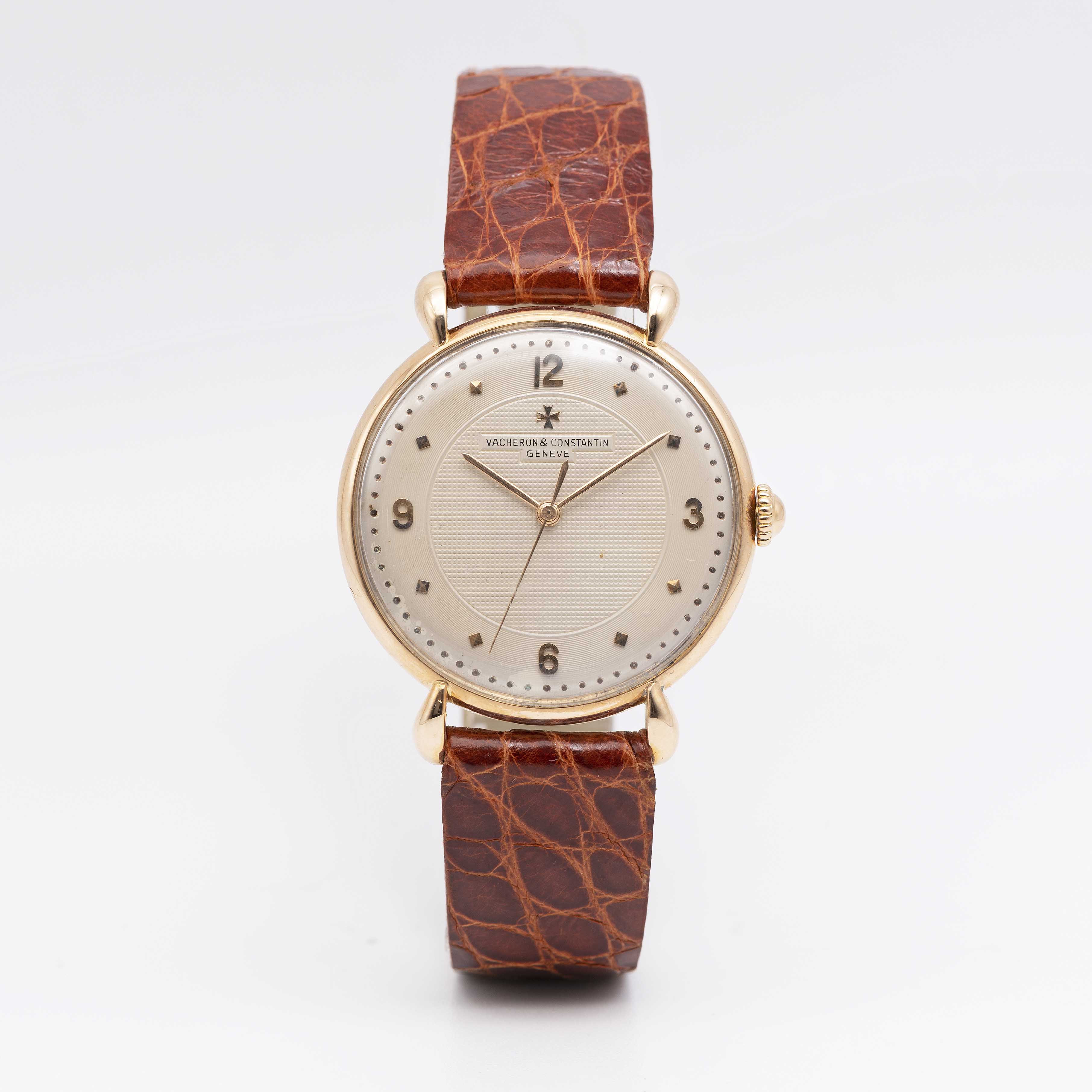 A GENTLEMAN'S 18K SOLID ROSE GOLD VACHERON & CONSTANTIN WRIST WATCH CIRCA 1950s, WITH GUILLOCHE DIAL - Image 2 of 8