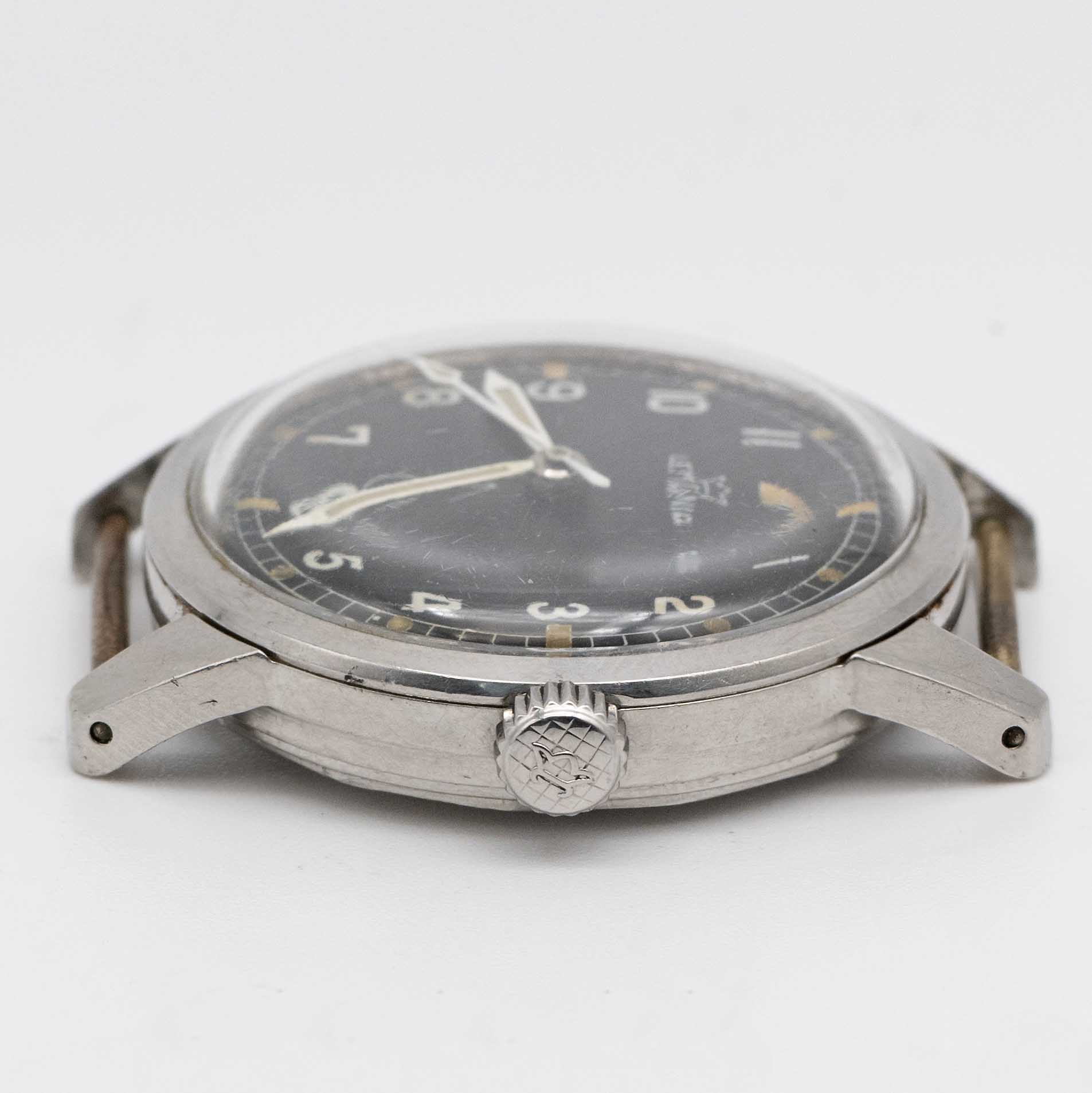 A RARE GENTLEMAN'S STAINLESS STEEL BRITISH MILITARY ROYAL NAVY LEMANIA WRIST WATCH DATED 1965, - Image 9 of 10