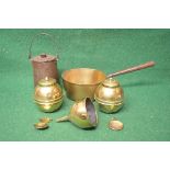 Group of brassware to comprise: pair of Liptons souvenir tea caddy's, two tea caddy spoons,