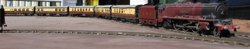 1960's built OO 3 Rail portable layout all hand built double track oval with six points on four - Image 5 of 6