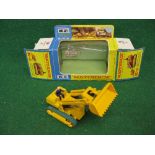 Matchbox king size K-8 Caterpillar Traxcavator in all over yellow with black rams, green tracks