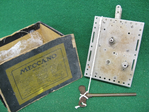 Pre WW1 large Meccano No. 2 clockwork motor Made in Wurtemberg by Marklin - 6.5" x 5", detached