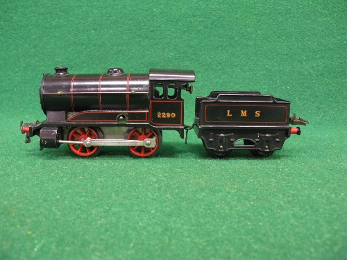 Early 1930's Hornby O gauge No. 1 clockwork 0-4-0 tender locomotive No. 2290 in lined LMS black - Image 4 of 5