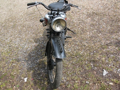 1935 Excelsior motorcycle. Registration No. BOJ 781. 149cc OHV four stroke with Burman hand change - Image 3 of 7