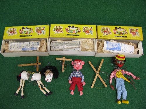 Three boxed Pelham Puppets to comprise: Horse, Pinky and Banjo Playing Minstrel Please note - Image 2 of 2