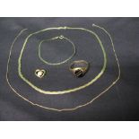 Group of 9ct gold jewellery to include necklace, bracelet, ring (af) and pendant necklace (af)