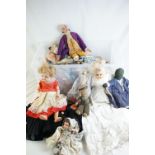 Quantity of various 20th dolls to include bisque, plastic and cloth examples, featuring Jays of