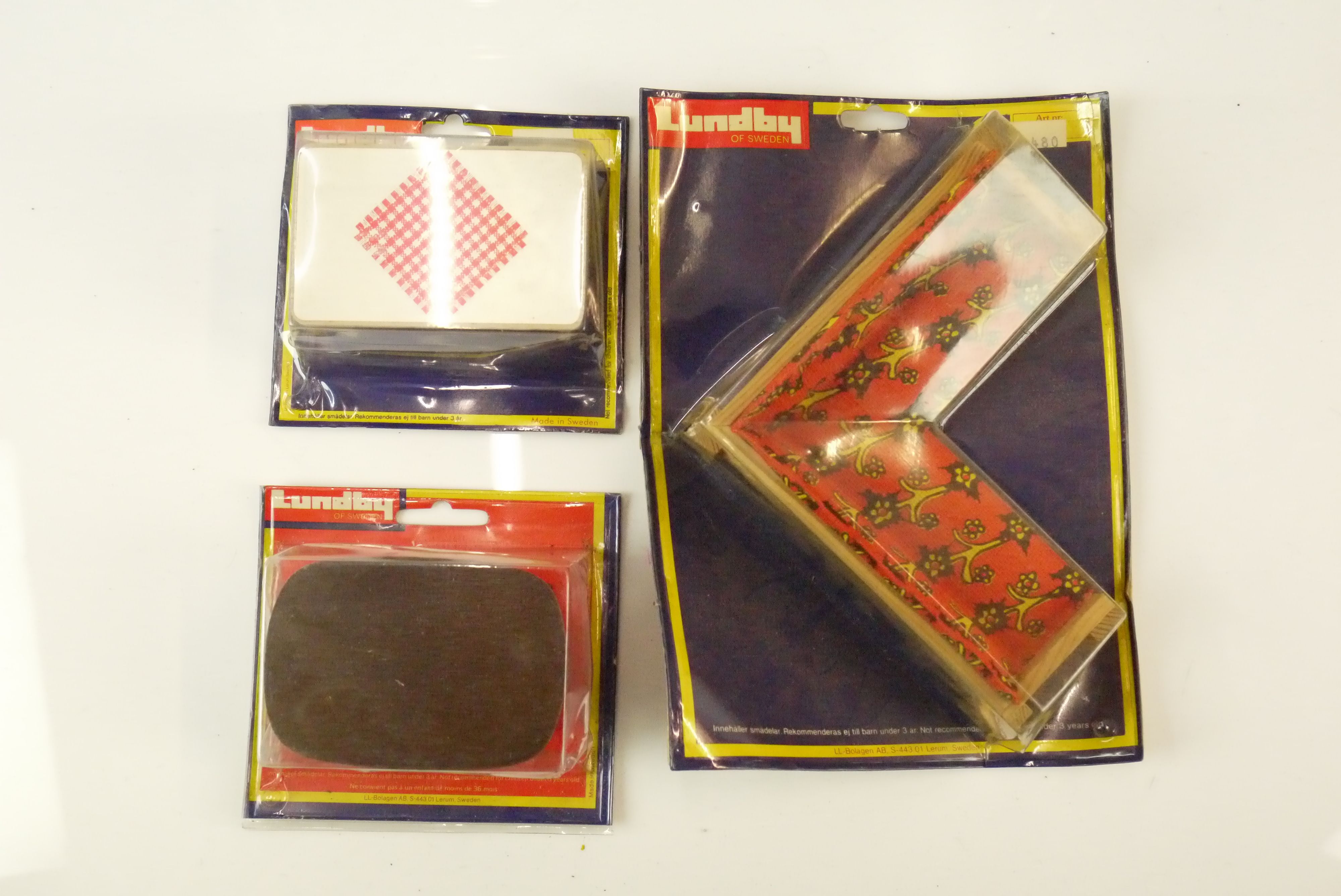 11 Carded & unopened Lundby of Sweden items of dolls house furniture, cards showing some bend but - Image 7 of 9