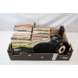 Vinyl - Pop collection of over 300 45's (many not in sleeves) spanning 60's, 70's & 80's.