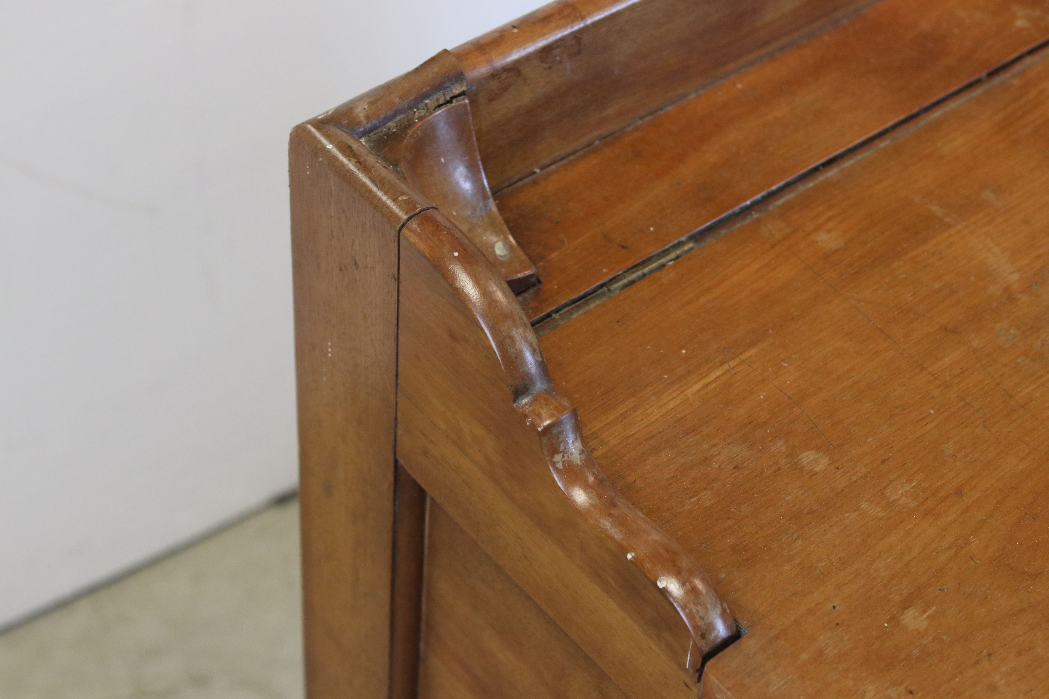 Victorian Walnut Box Seat Commode, with hinged lid above a hinged seat, raised on a turned legs with - Image 6 of 6