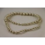 Graduated Cultured Pearl Necklace with 9ct Yellow Gold Barrel Clasp