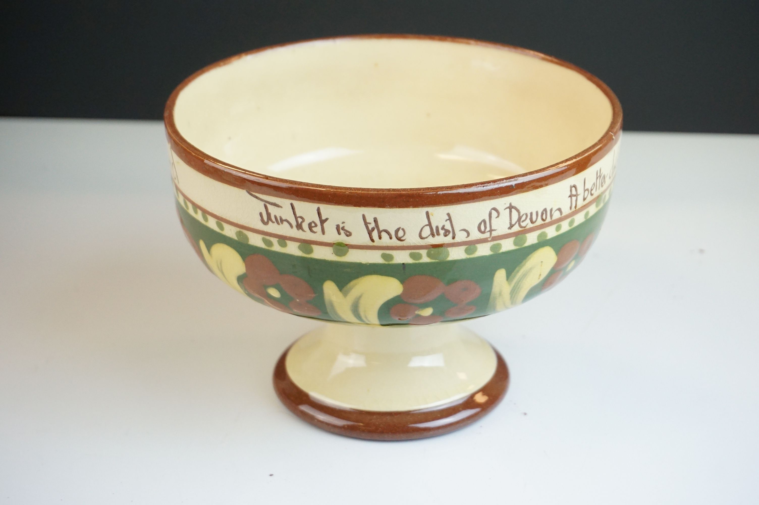 Ceramics including Torquay Mottoware Three Handled Mug and Footed Bowl, Royal Doulton Bunnykins - Image 8 of 9
