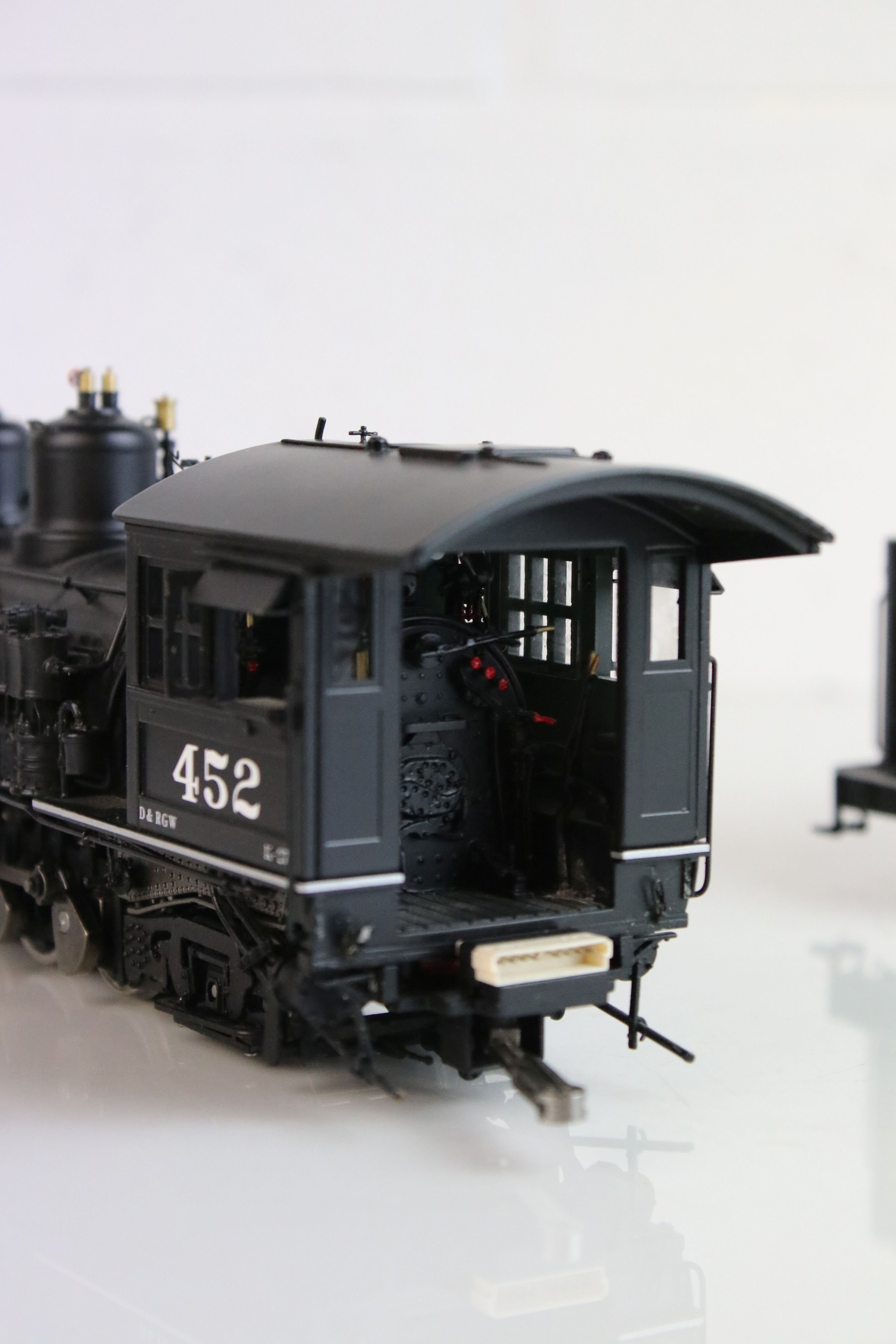 Boxed Mountain Model Imports (Korea) ON3Scale K-27 2-8-2 Factory Painted Road #452 D & RGW - Image 6 of 28