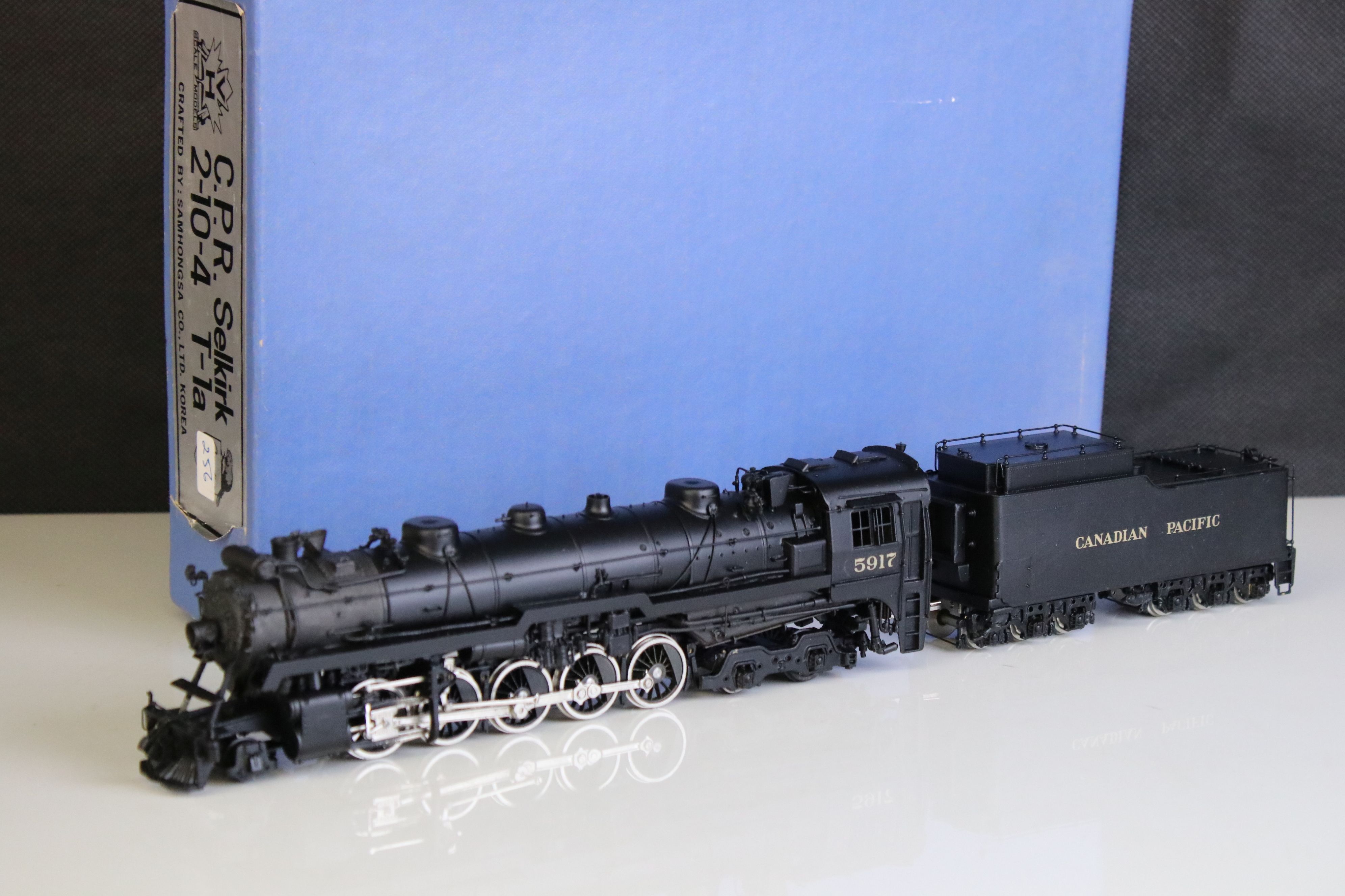 Boxed VH Scale Models HO gauge CPR Canadian Pacific Selkirk 2-10-4 T-1a locomotive & tender, crafted