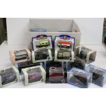 26 Cased / boxed Oxford diecast models to include Commercials, Automobiles, Omnibus etc, vg