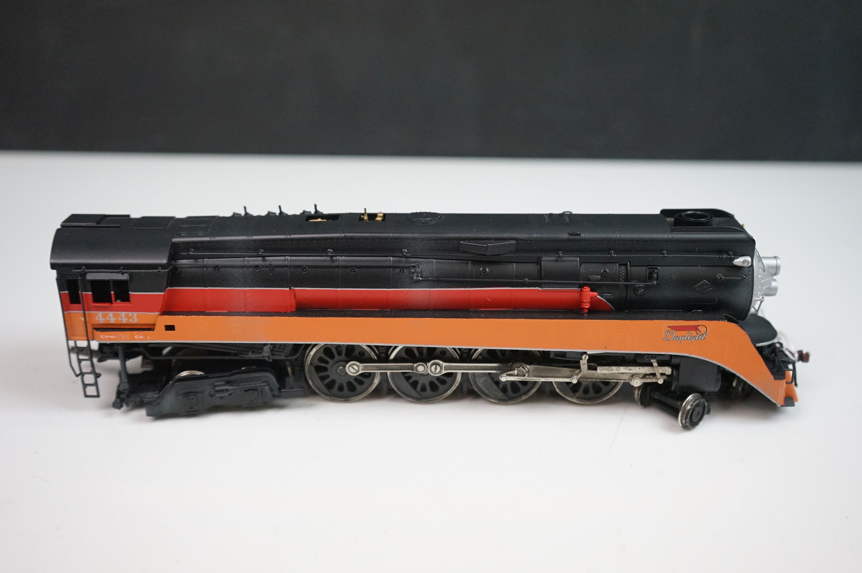 Boxed Westside Models HO gauge KTM Southern Pacific Daylight GS-4 4-8-4 brass locomotive & tender - Image 3 of 11