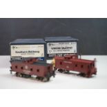 Two boxed Ski (Korea) Pacific Fast Mail HO gauge items of brass rolling stock to include Union