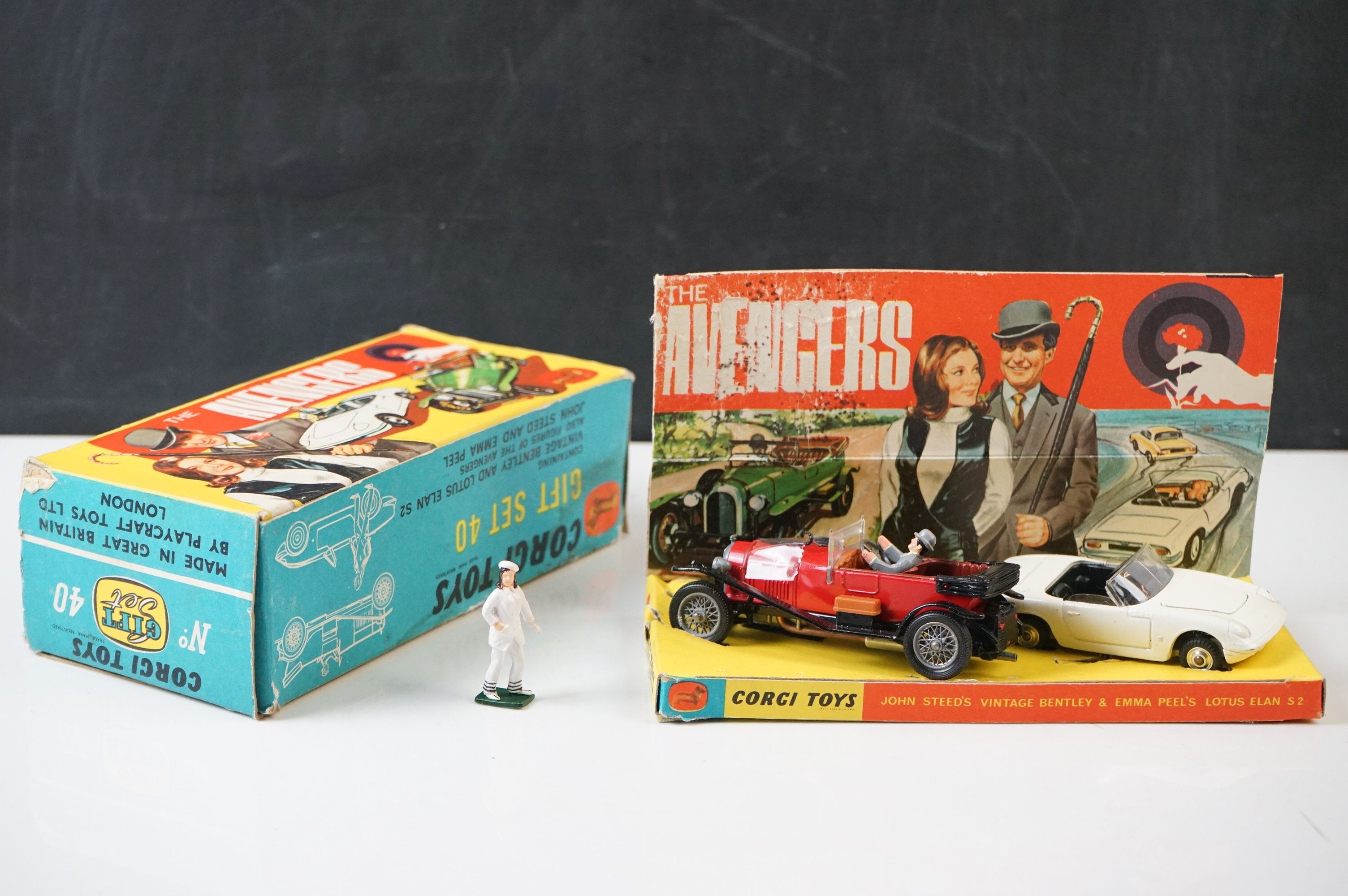 Boxed Corgi Gift Set 40 The Avengers Vintage Bentley and Lotus Elan S2, 2 x figures and 1 x