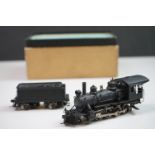 Japanese MSG HO gauge 2-8-0 locomotive & tender, painted, appearing excellent, with tatty box