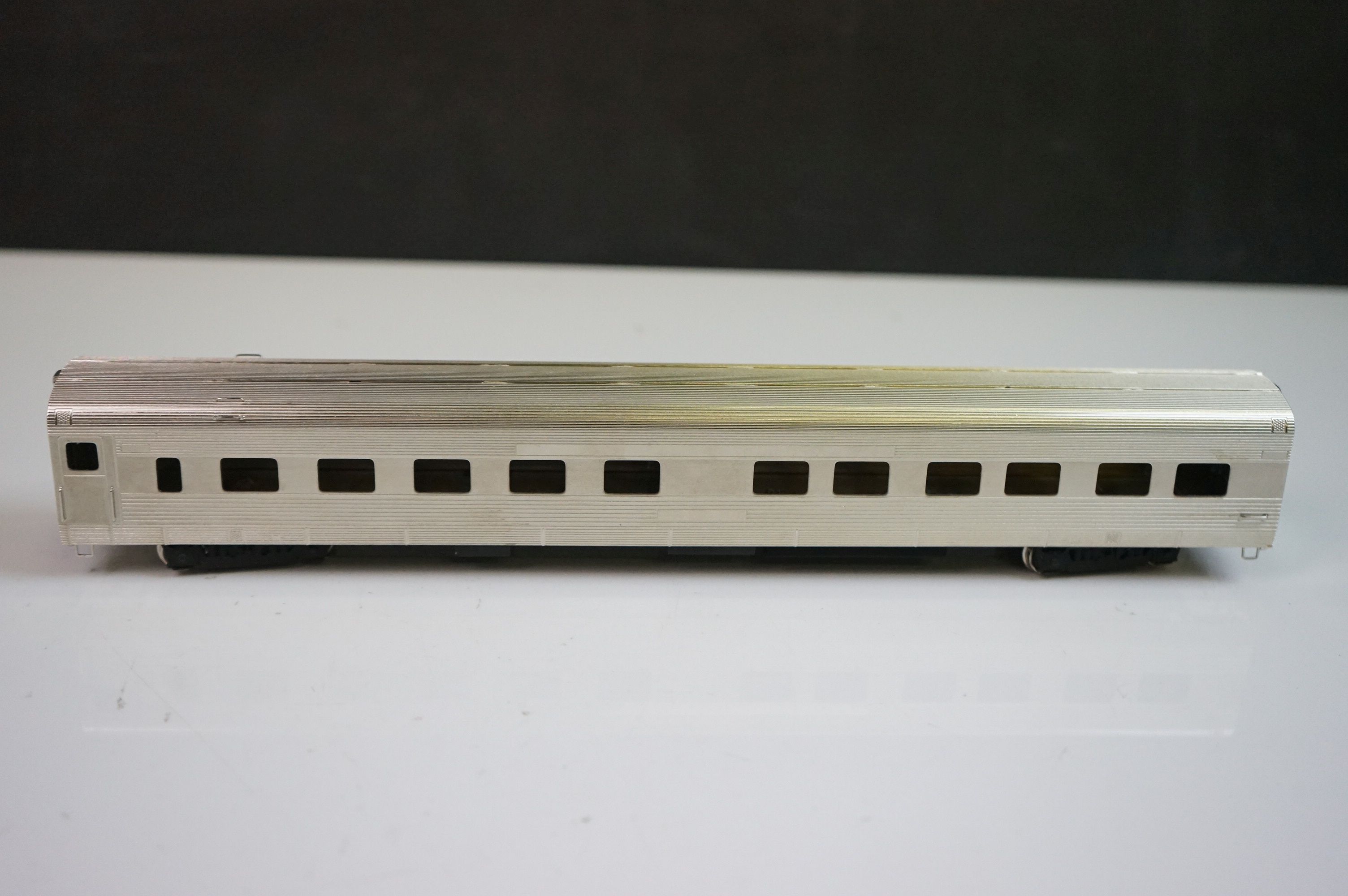 Boxed Nickel Plate HO gauge CZ Pullman Roomette brass rolling stock set made by KMT (Japan), both - Image 4 of 10