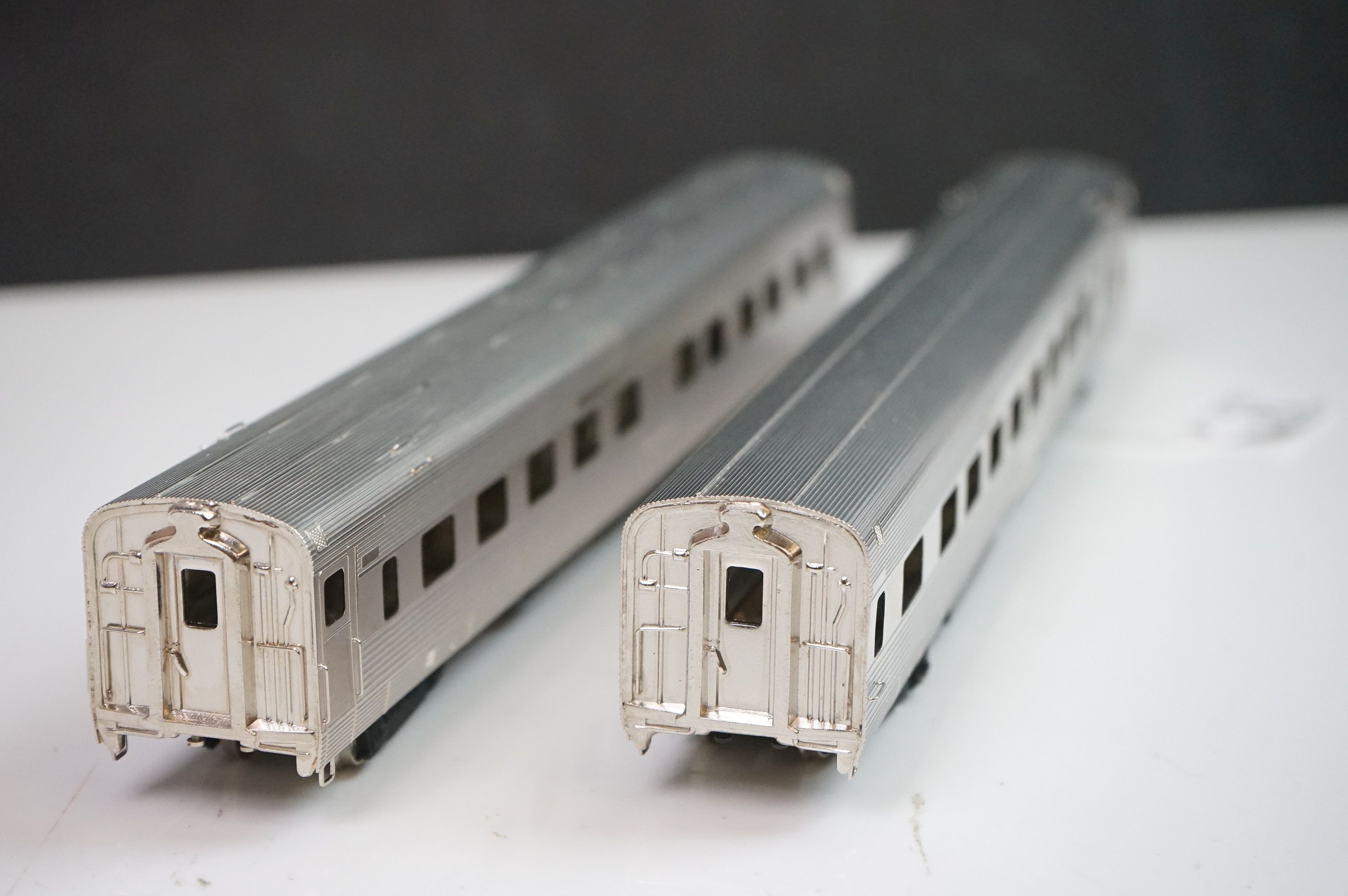 Boxed Nickel Plate HO gauge CZ Pullman Roomette brass rolling stock set made by KMT (Japan), both - Image 3 of 10
