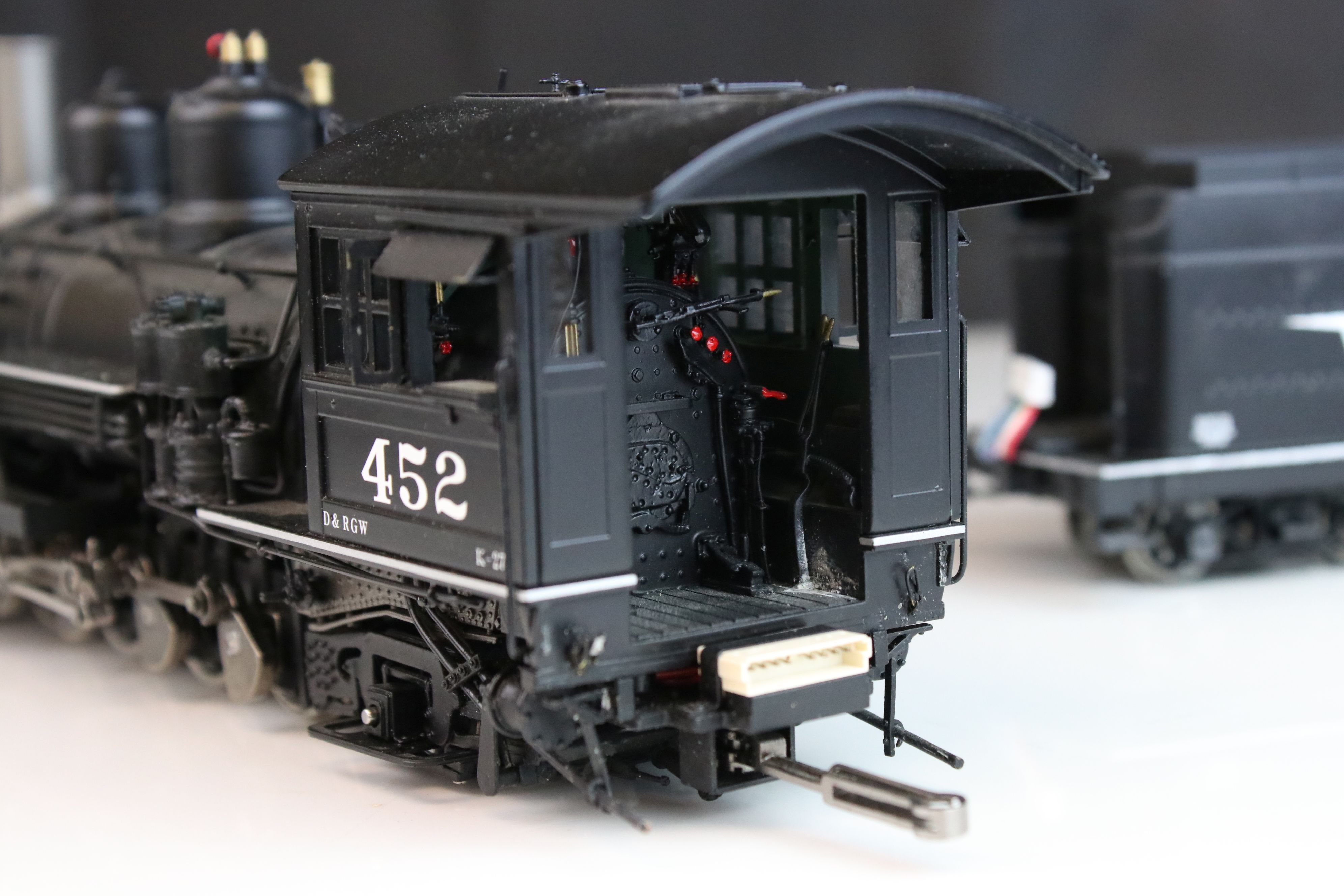 Boxed Mountain Model Imports (Korea) ON3Scale K-27 2-8-2 Factory Painted Road #452 D & RGW - Image 14 of 28