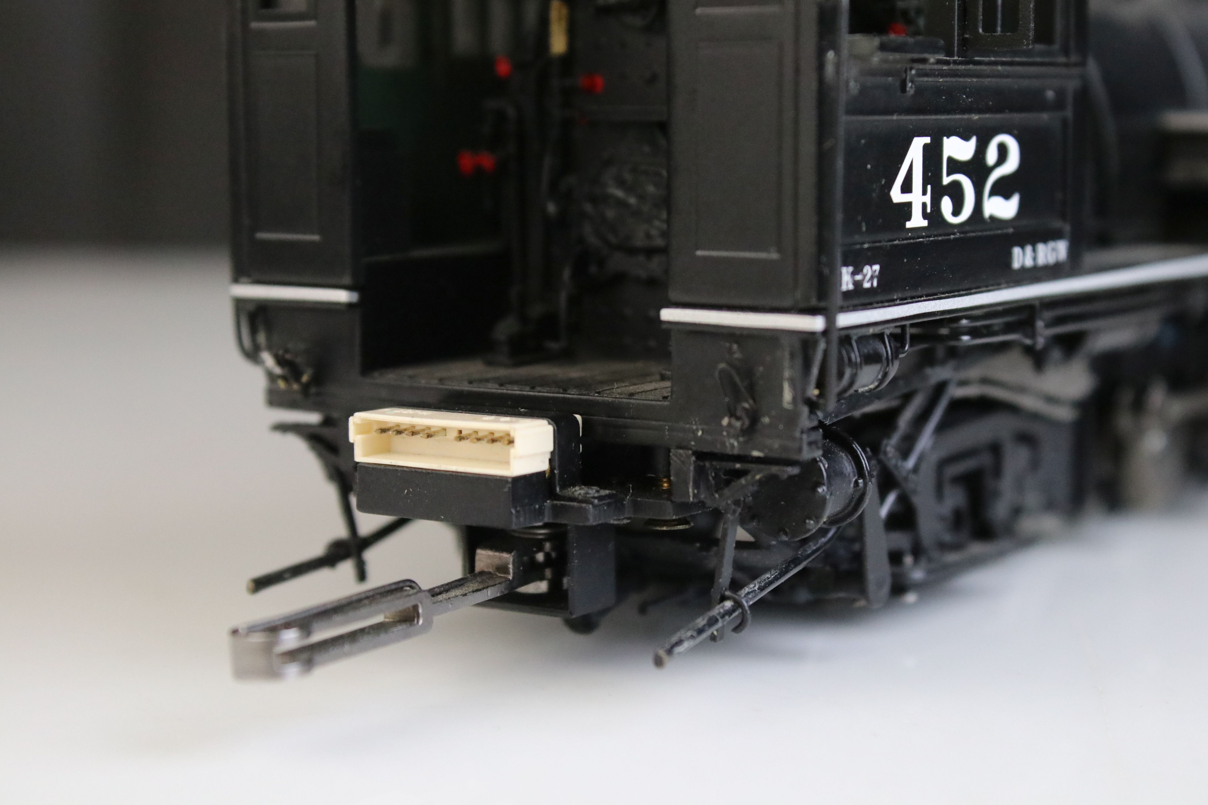 Boxed Mountain Model Imports (Korea) ON3Scale K-27 2-8-2 Factory Painted Road #452 D & RGW - Image 22 of 28