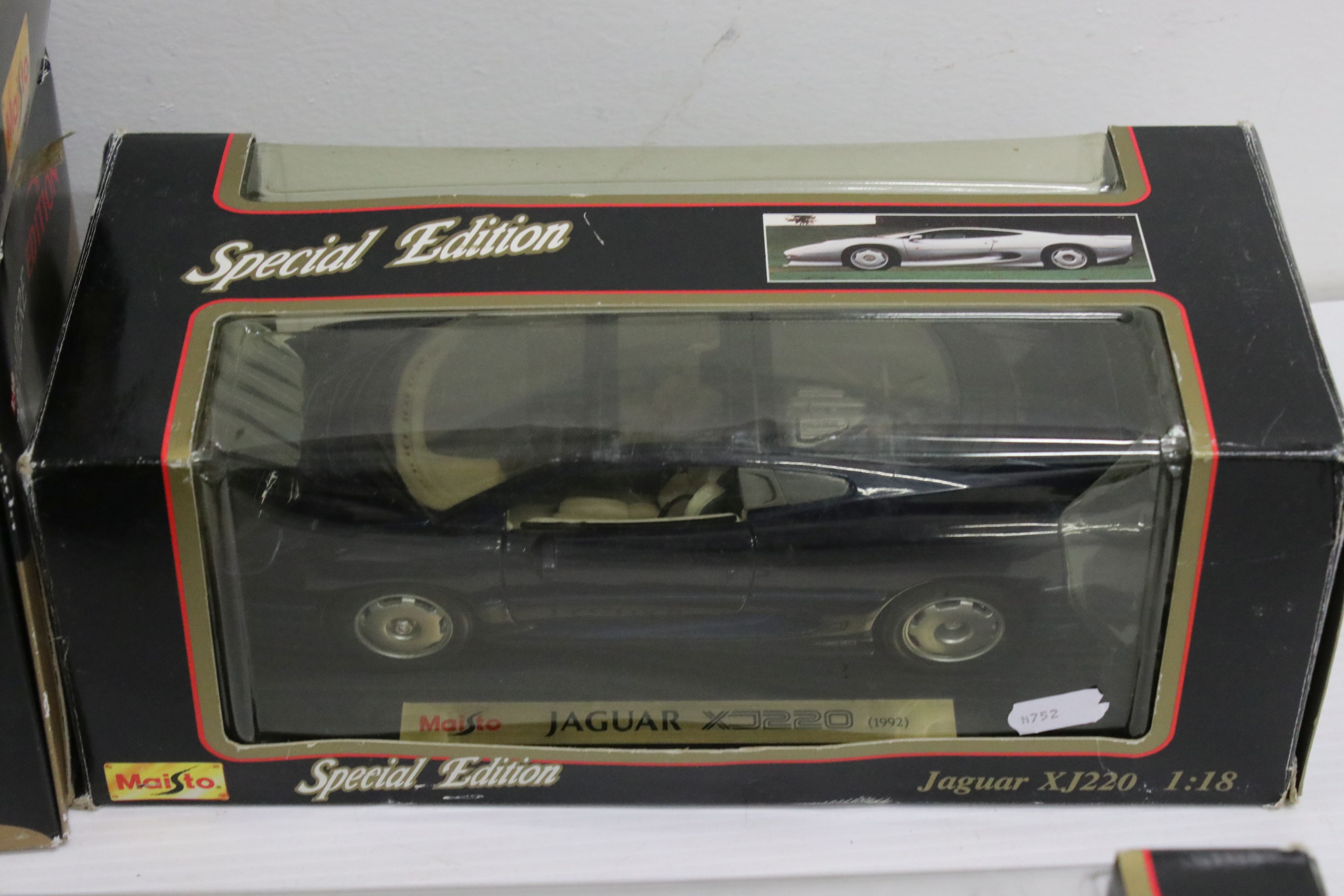 Eight boxed Maisto diecast models to include 7 x 1:18 scale models featuring Jaguar XK8, Jaguar - Image 7 of 8