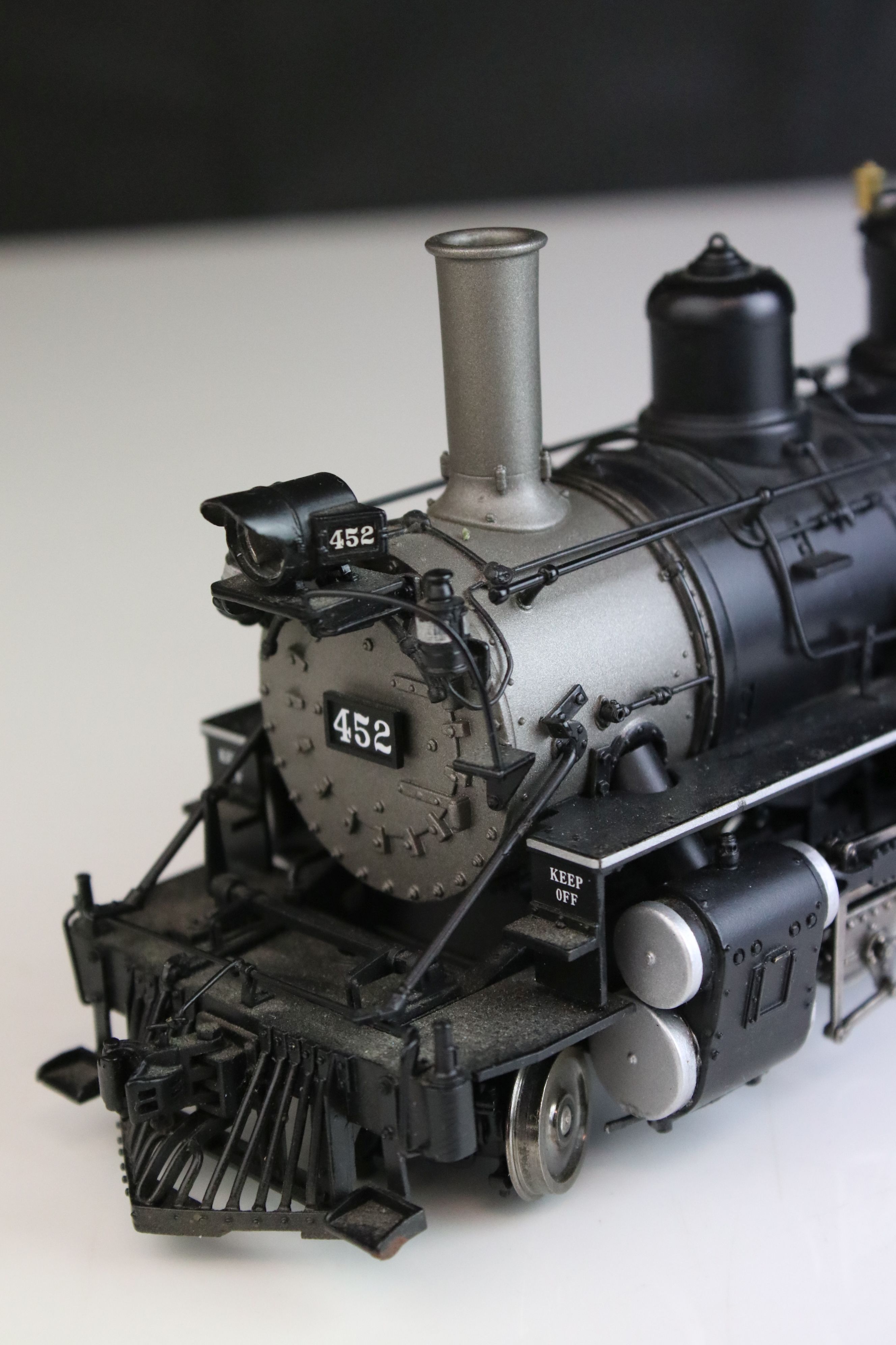 Boxed Mountain Model Imports (Korea) ON3Scale K-27 2-8-2 Factory Painted Road #452 D & RGW - Image 16 of 28