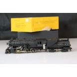 Japanese HO gauge Southern Pacific 2-6-0 M21 2748 brass locomotive & tender, painted, appearing