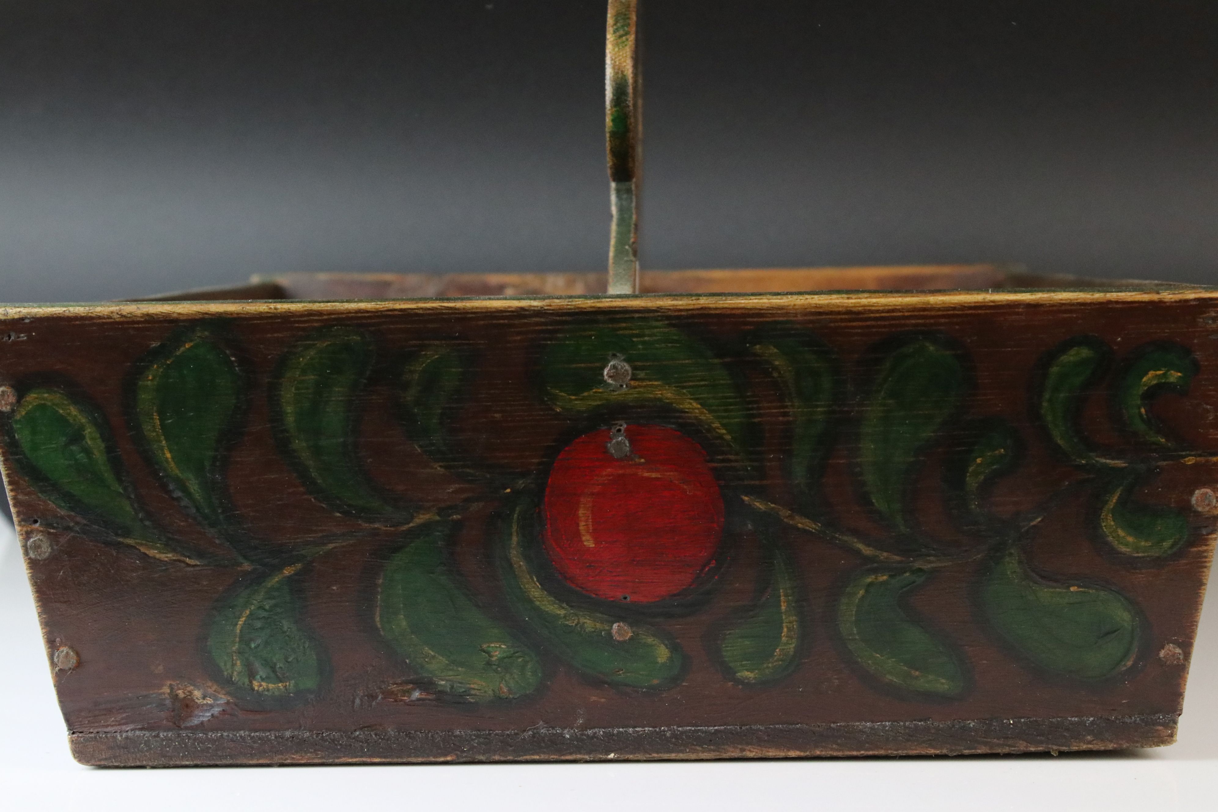 Late 19th century Pine Cutlery Box with barge ware decoration, possibly American - Image 4 of 5