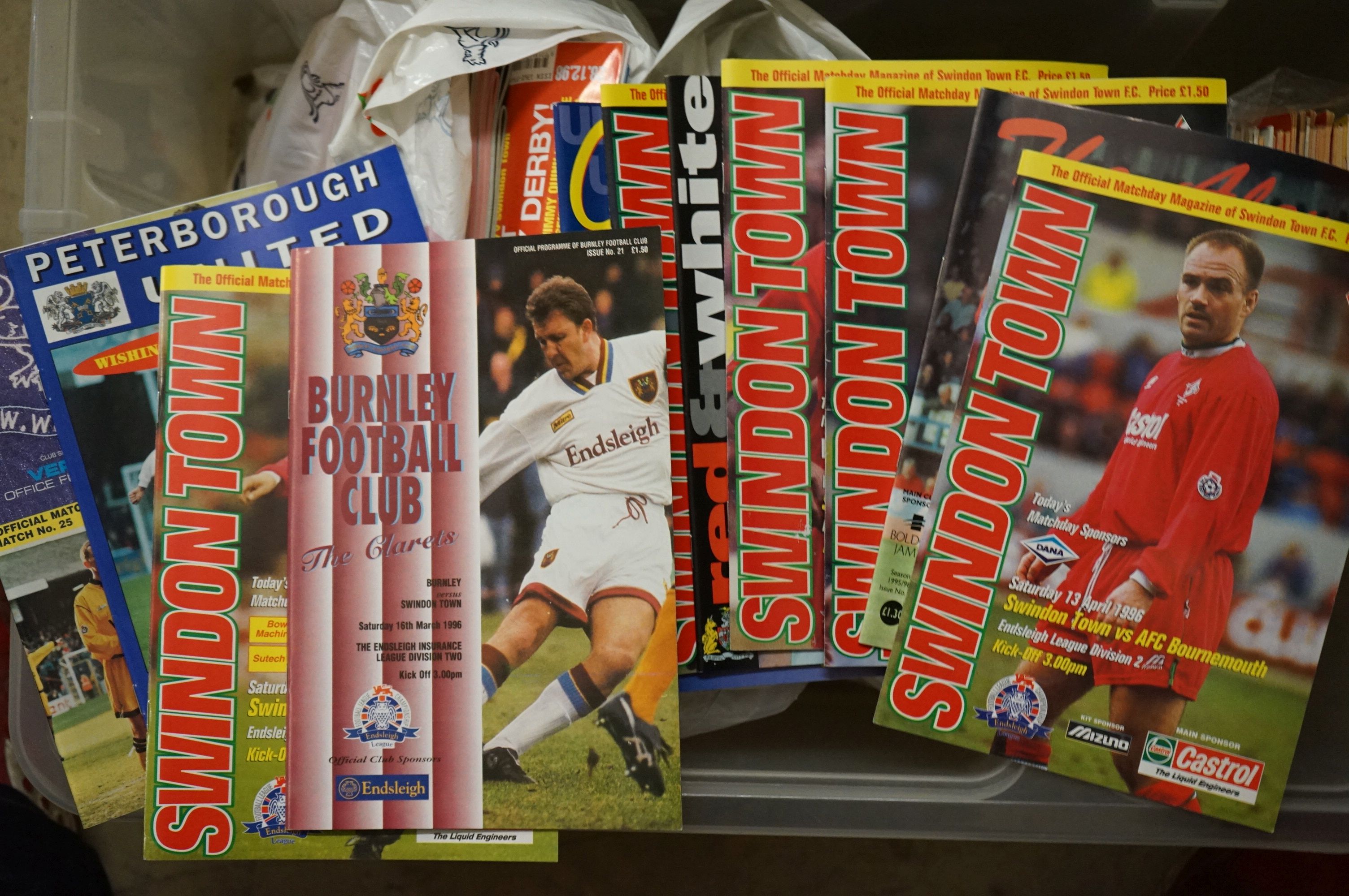Football Programmes - Very large collection of contemporary football programmes to include Swindon - Bild 7 aus 8