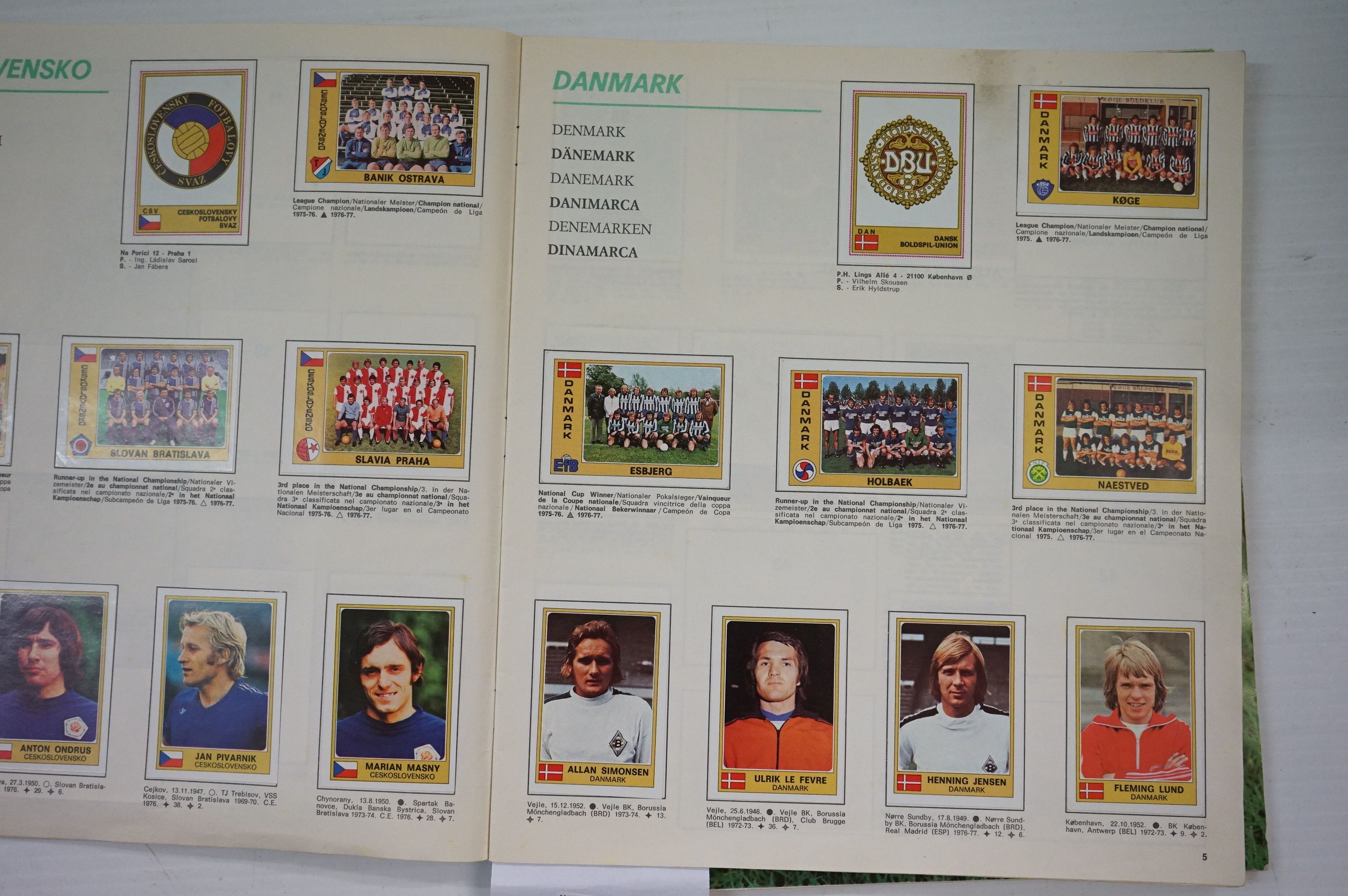 Football Sticker Albums - Two Euro Football Panini albums to include 79 and 1977, both complete - Bild 4 aus 7