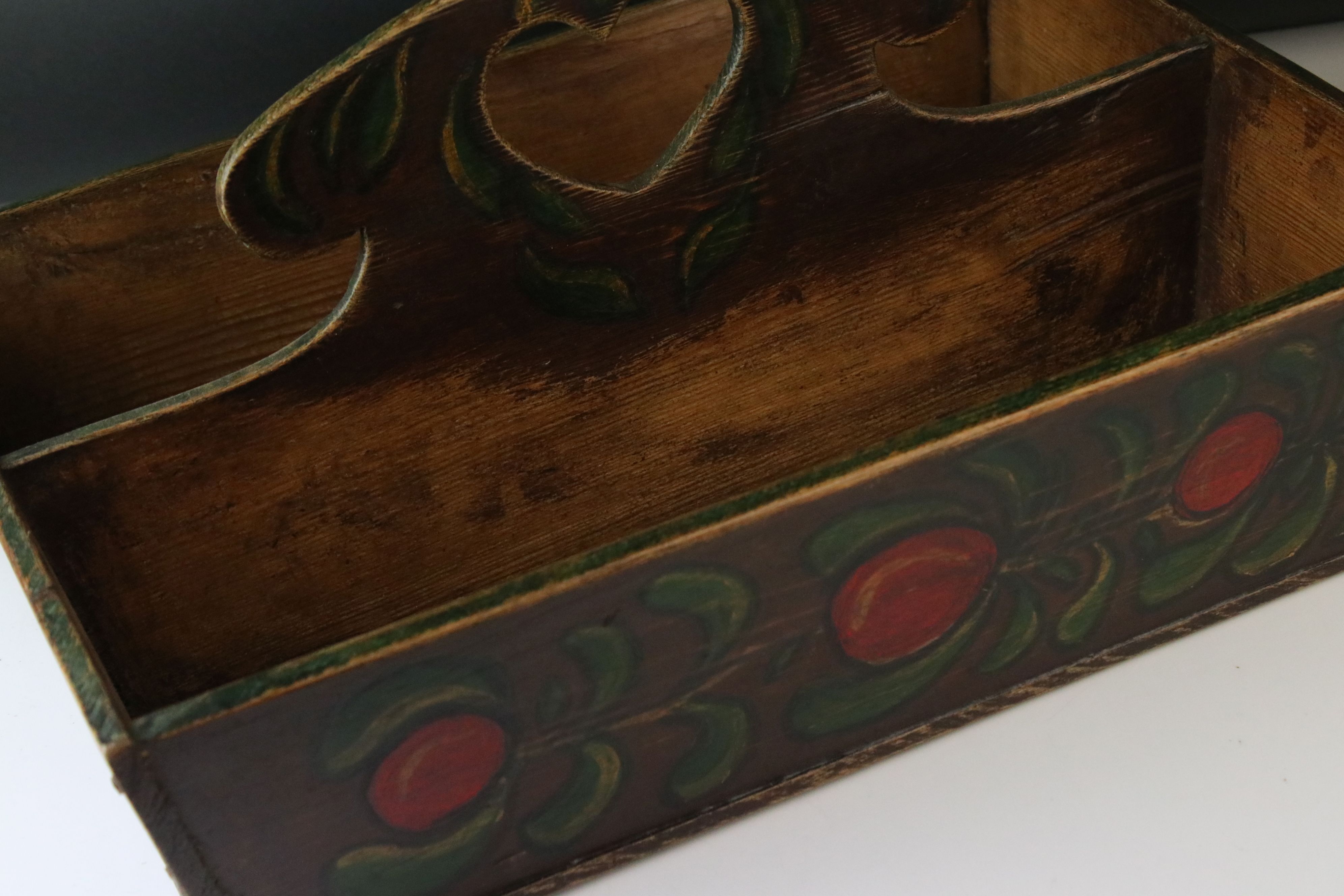 Late 19th century Pine Cutlery Box with barge ware decoration, possibly American - Image 3 of 5