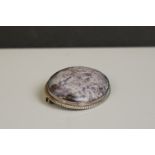 A vintage fully hallmarked sterling silver and agate brooch.