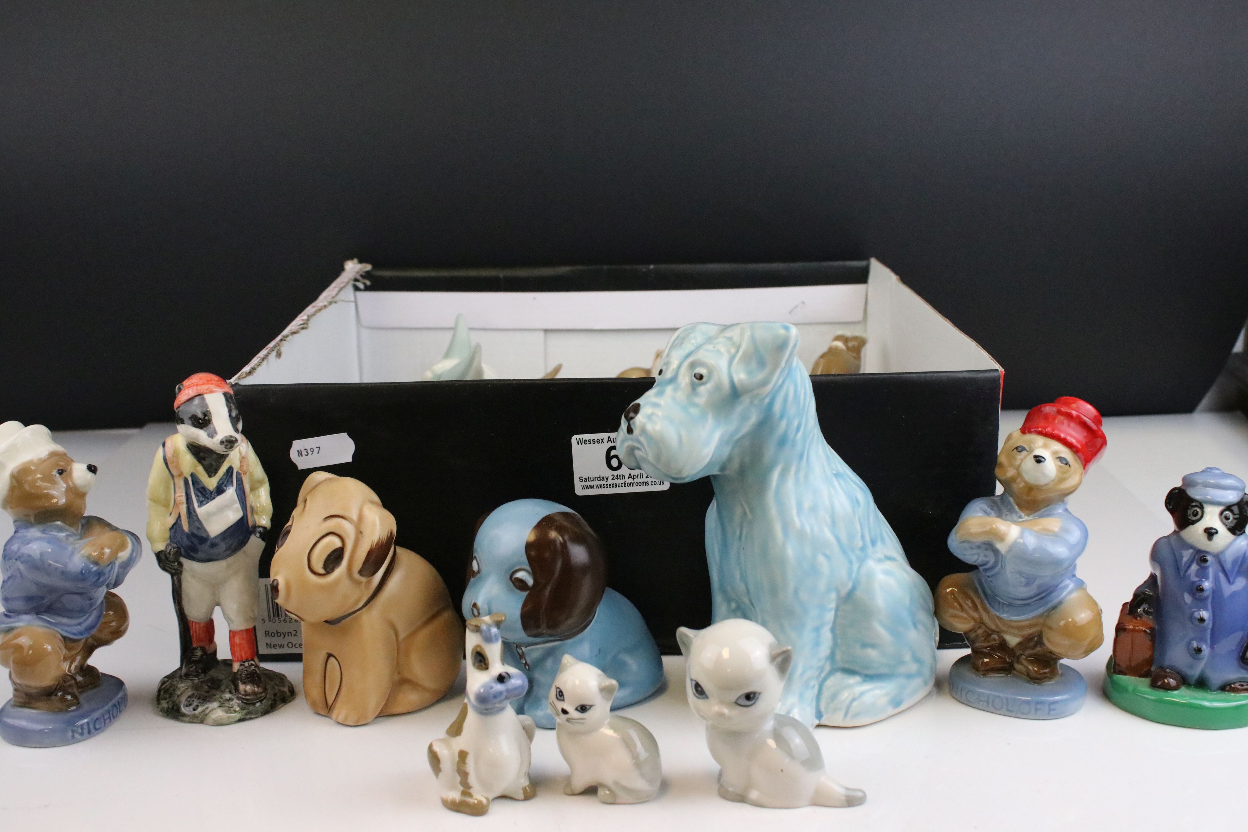 Collection of Ceramic Animals including Szeiler, Beswick, Wade, Sylvac style (approx. 29 in total)