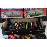 29 OO gauge items of rolling stock to include Hornby, Triang and Bachmann featuring coaches, Royal