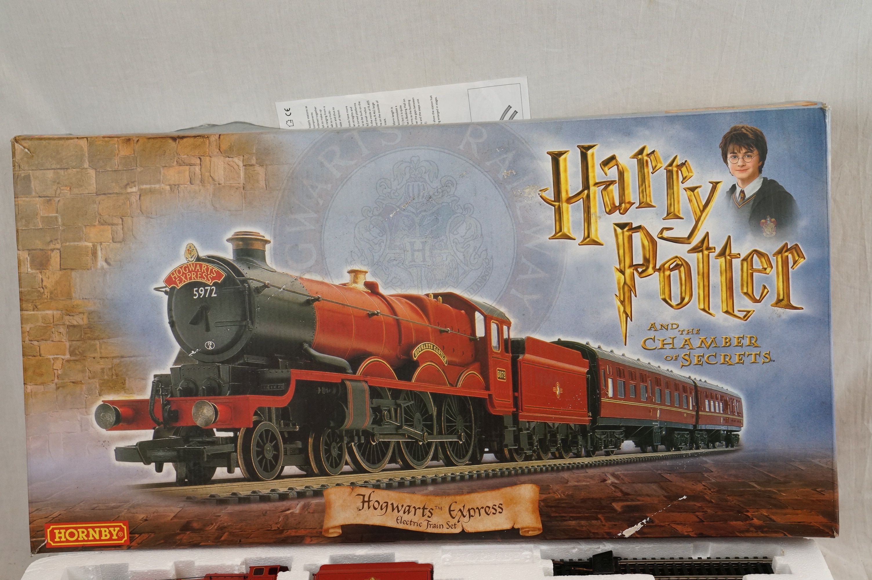Boxed Hornby Harry Potter and the Chamber of Secrets R1033 Hogwarts Express electric train set - Image 2 of 9