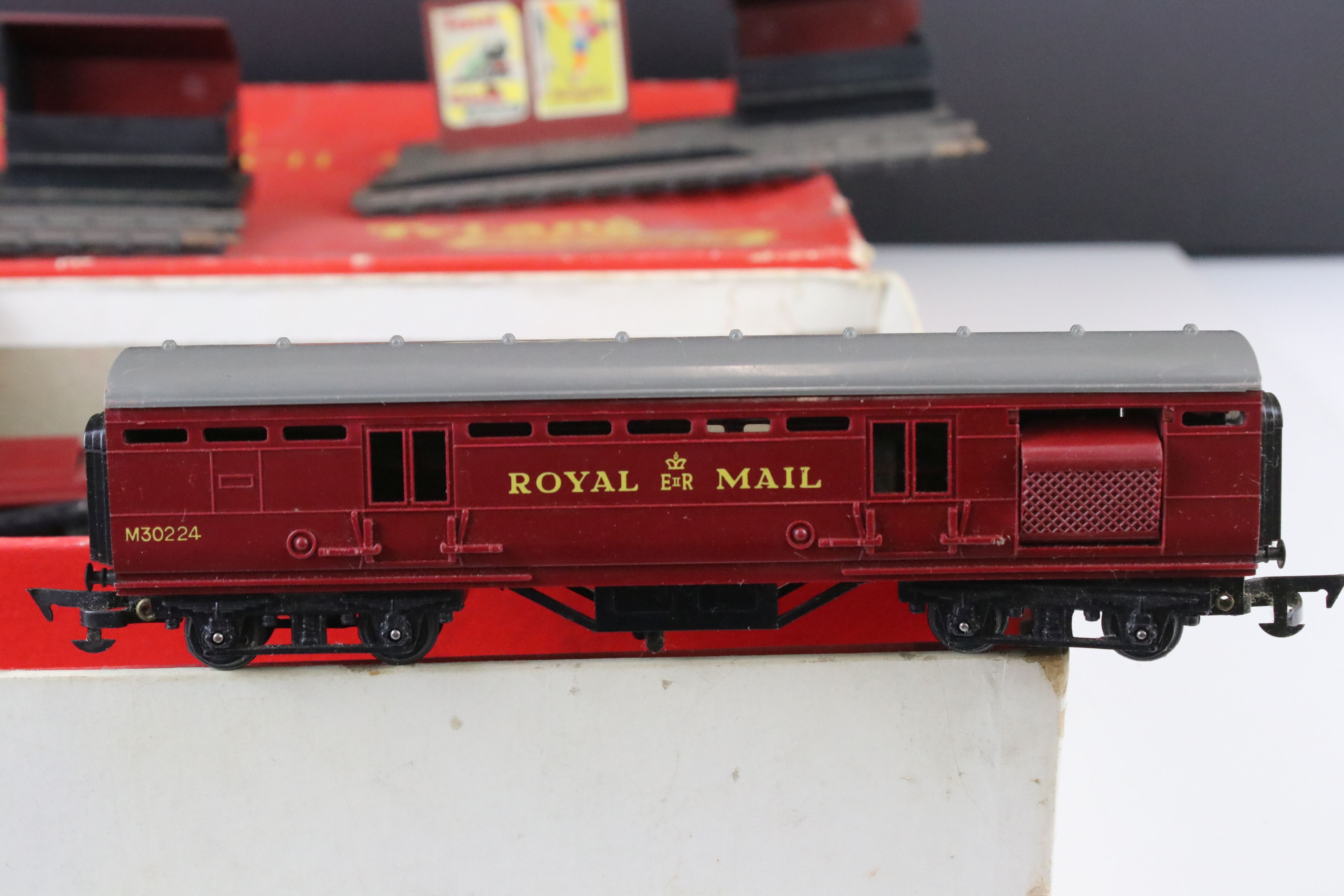 Three boxed Triang OO gauge train sets to include RS25, RO and Princess Elizabeth set plus a boxed - Image 18 of 19