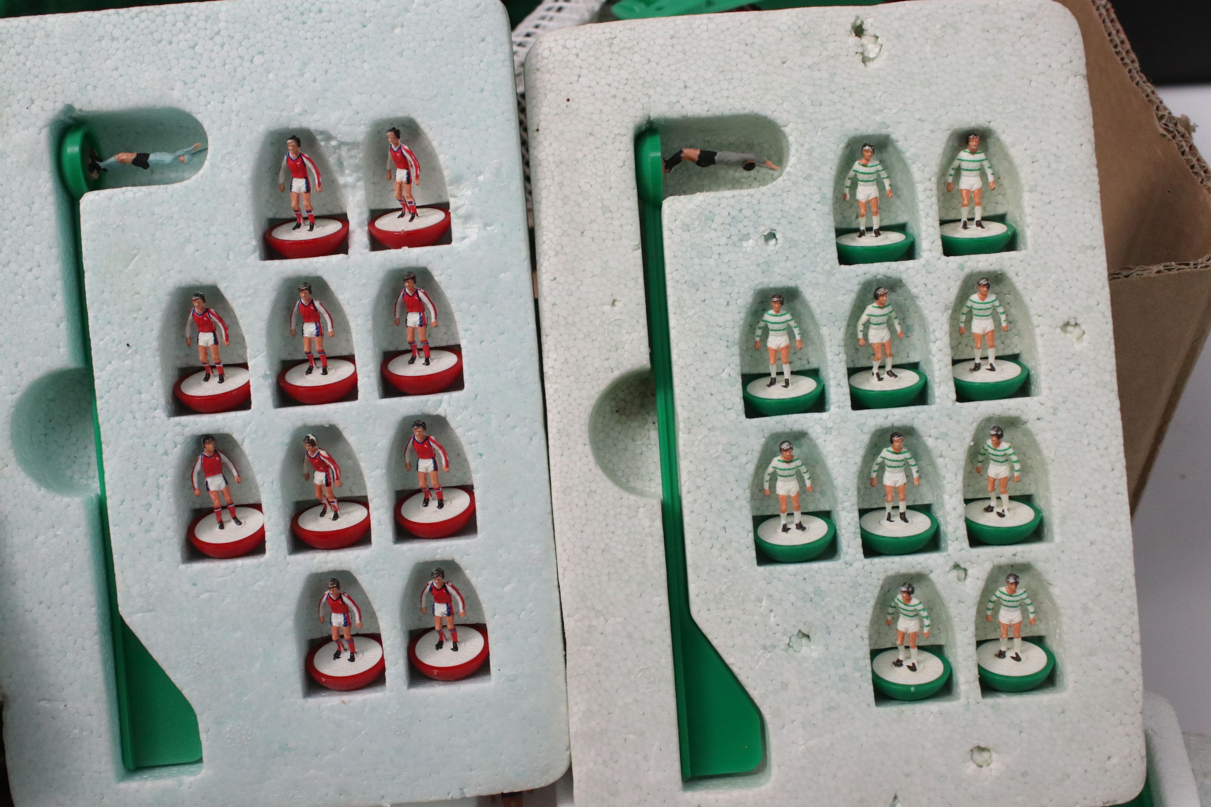 Subbuteo selection - 15 LW teams (some incomplete) to include Argentina, Brazil, Celtic, Arsenal - Image 9 of 13