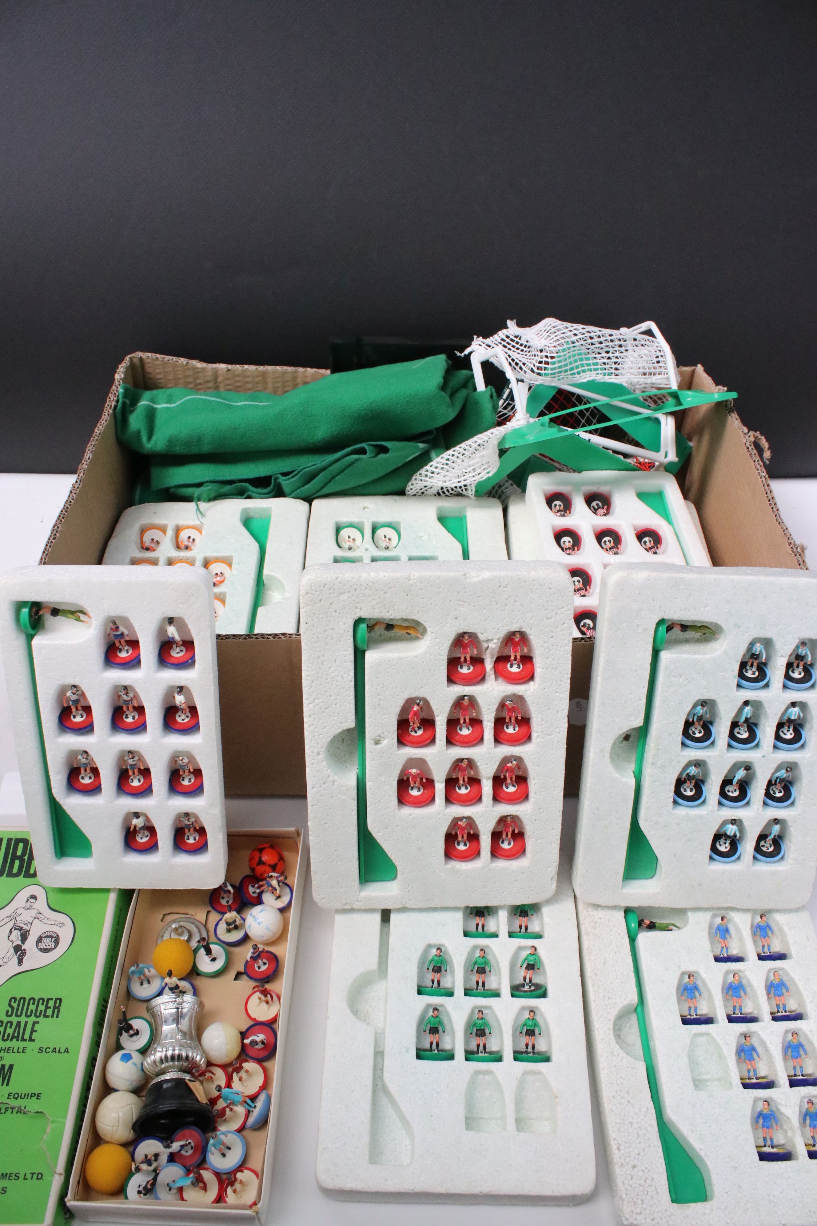 Subbuteo selection - 15 LW teams (some incomplete) to include Argentina, Brazil, Celtic, Arsenal