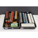 26 OO gauge items of rolling stock to include Hornby, Triang and Mainline, featuring coaches,