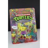 Teenage Mutant Ninja Turtles - Carded Playmates Mondo Gecko figure, unpunched, excellent bubble,