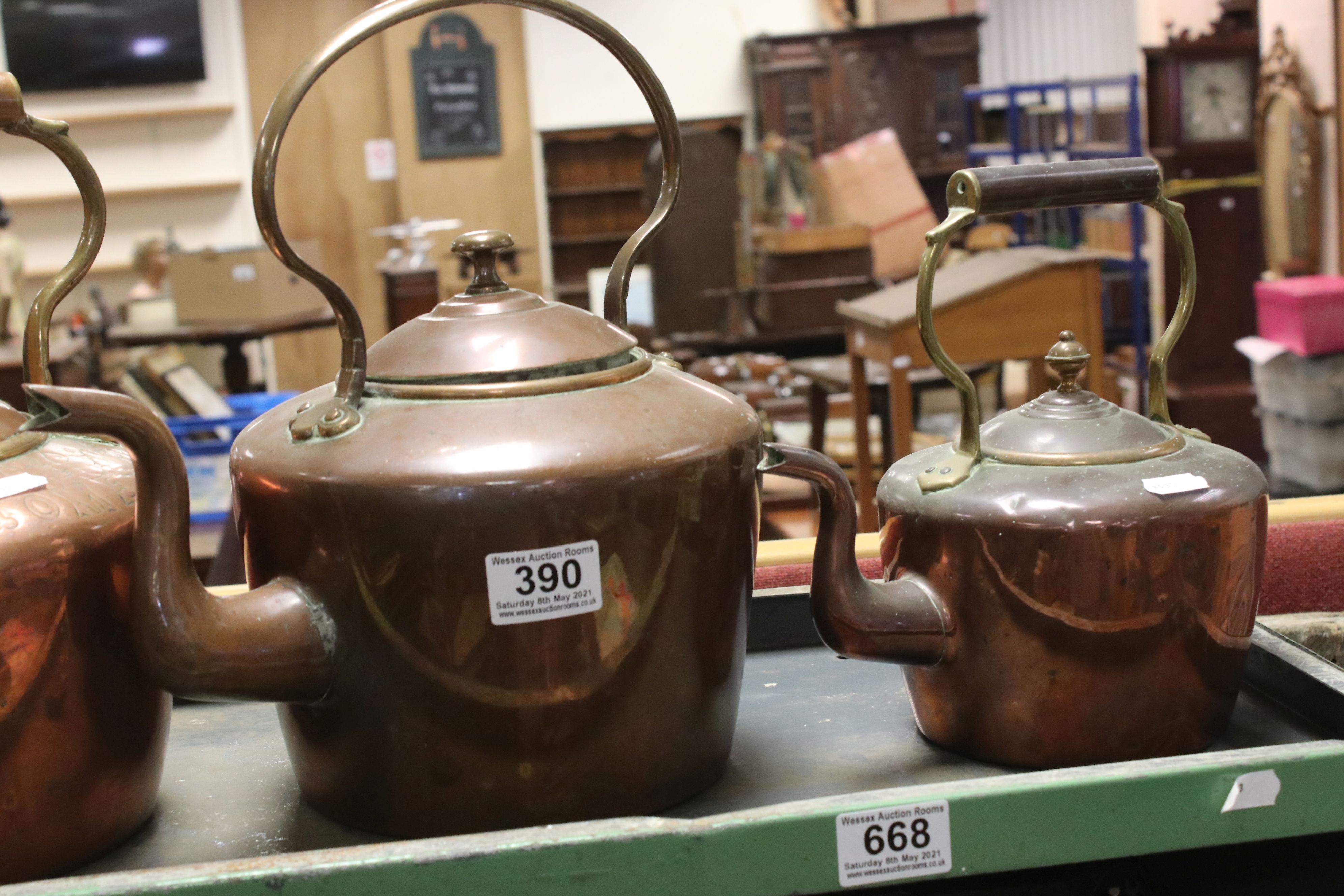 A group of four 19th century Copper Kettles - Image 4 of 4